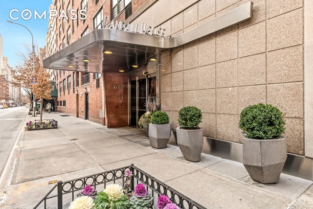 63 E 9th St Unit 14K, New York City, NY 10003 - view of patio