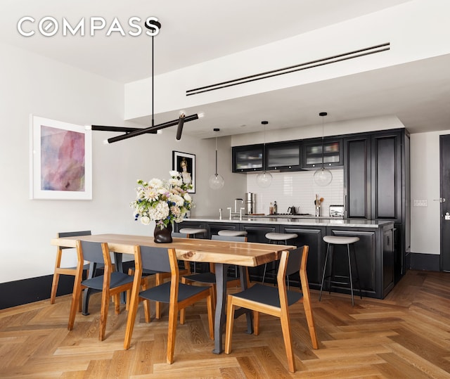 51 Jay St Unit 5D, New York City, NY 11201 - dining space featuring wet bar