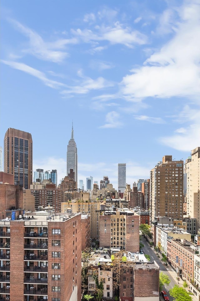 200 E 36th St Unit 17/B, New York City, NY 10016 - skyline view