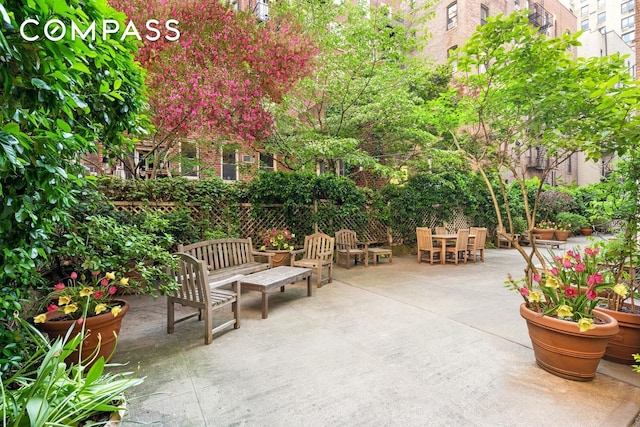 316 W 84th St Unit 6B, New York City, NY 10024 - view of patio / terrace with outdoor dining area
