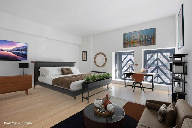 Listing photo 2 for 20 W St Unit 4-H, New York City NY 10004