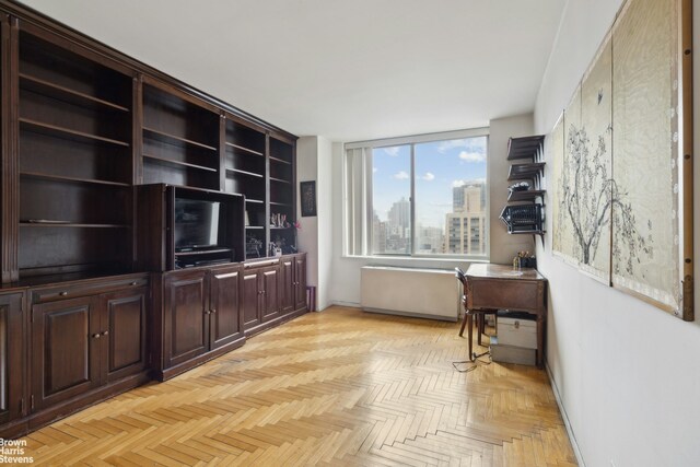 236 E 47th St Unit 31F, New York City, NY 10017