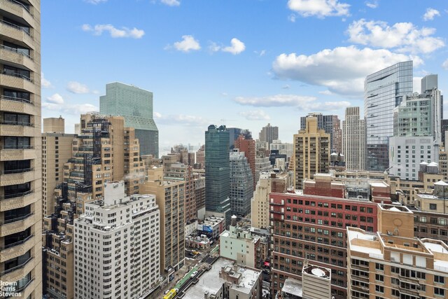 236 E 47th St Unit 31F, New York City, NY 10017 - floor plan / room layout