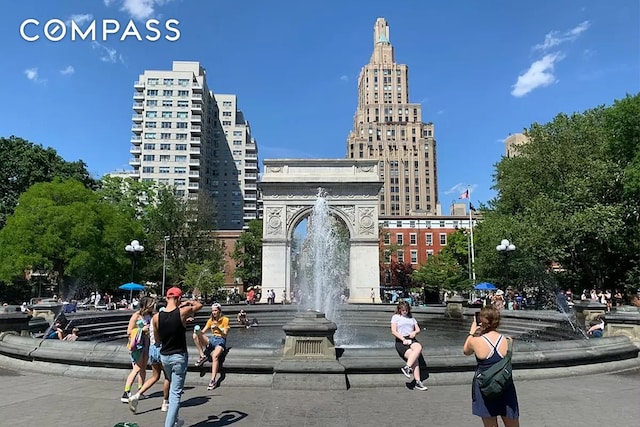 11 5th Ave Unit 2W, New York City, NY 10003 - view of property's community