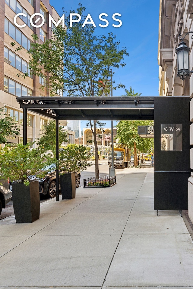 43 W 64th St Unit 4D, New York City, NY 10023 - view of community