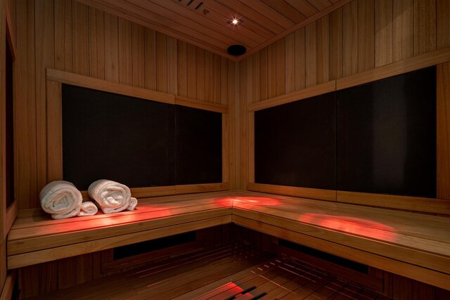 126 E 86th St Unit 17A, New York City, NY 10028 - view of sauna / steam room