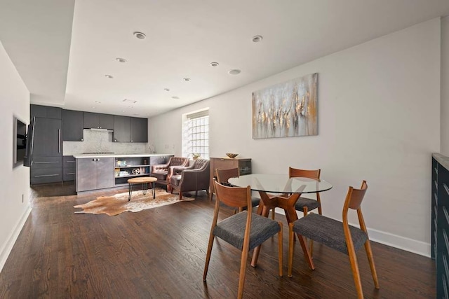 Listing photo 3 for 353 E 50th St Unit Ph6, New York City NY 10022