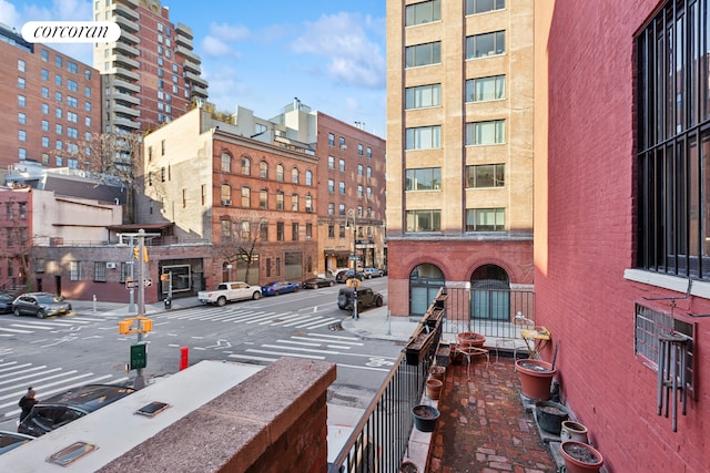 260 W 10th St Unit 2W, New York City, NY 10014 - view of building exterior