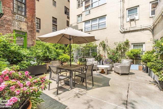 view of patio with outdoor dining space