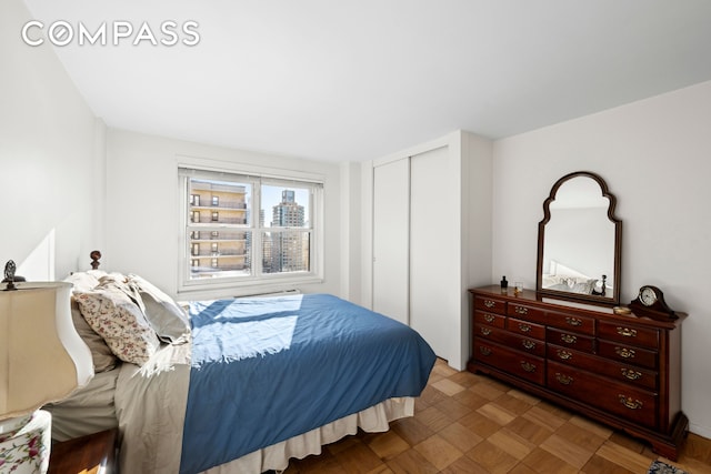 bedroom with a closet