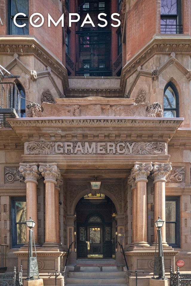 view of property entrance