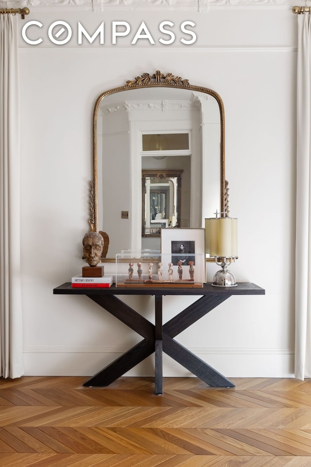 interior details featuring baseboards