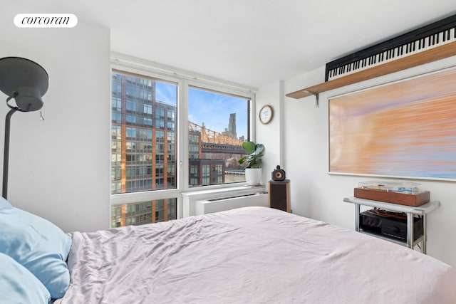 415 Main St Unit 10E, New York City, NY 10044 - bedroom with a view of city