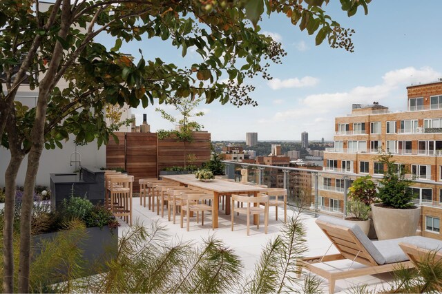 212 W 72nd St Unit 7J, New York City, NY 10023 - balcony featuring outdoor dining space