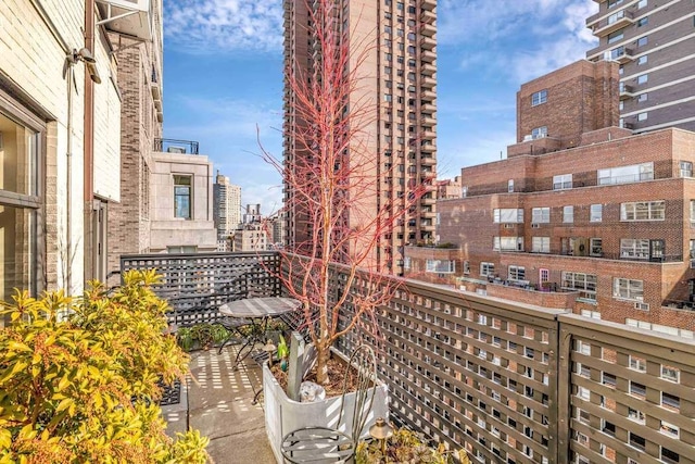 Listing photo 3 for 19 E 88th St Unit 15G, New York City NY 10128