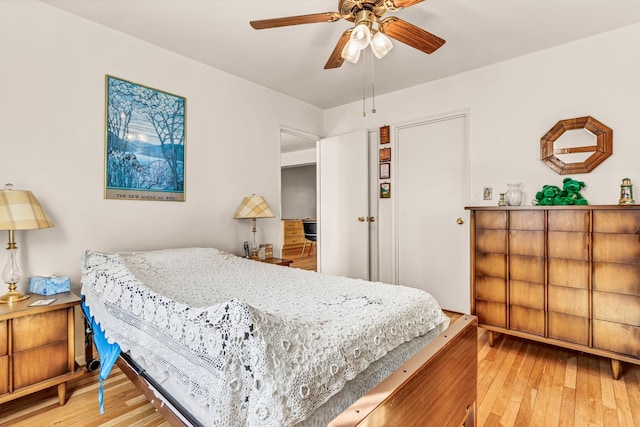 2390 Palisade Ave Unit 5-J, New York City, NY 10463 - bedroom featuring light wood-style flooring and ceiling fan