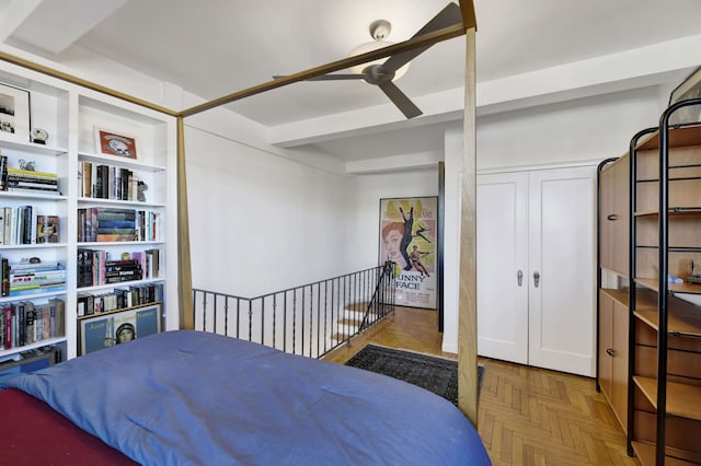 bedroom featuring a ceiling fan