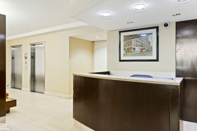 166 E 35th St Unit 10G, New York City, NY 10016 - view of reception area