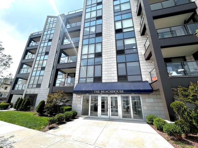 91-16 Shore Front Pkwy Unit 6H, New York City, NY 11693 - view of apartment building / complex