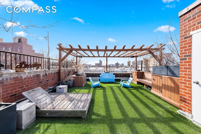 view of yard featuring a pergola