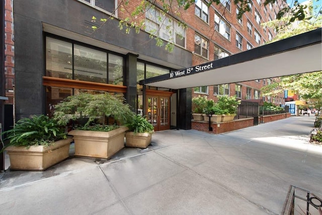 10 W 15th St Unit 1027/1028, New York City, NY 10011 - common area with a towering ceiling