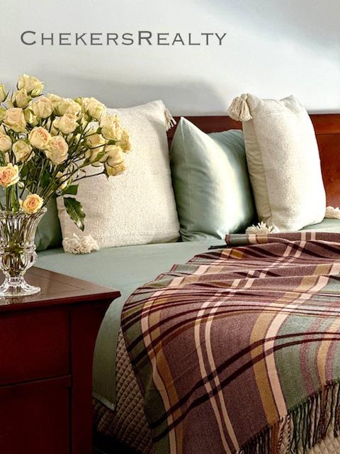 240 Riverside Blvd Unit 19-C, New York City, NY 10069 - view of bedroom