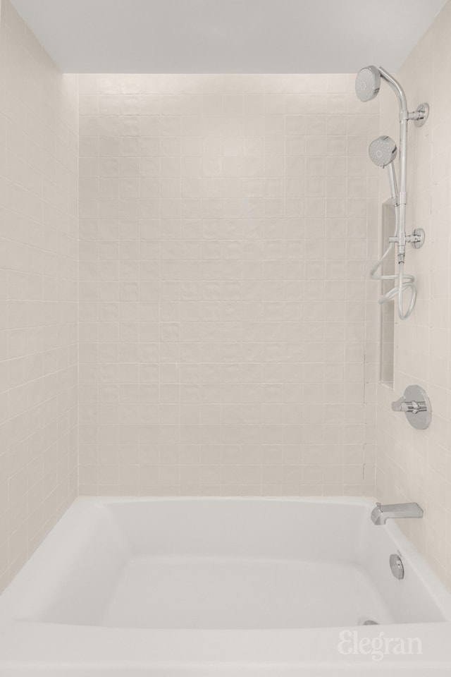 bathroom featuring shower / bathtub combination