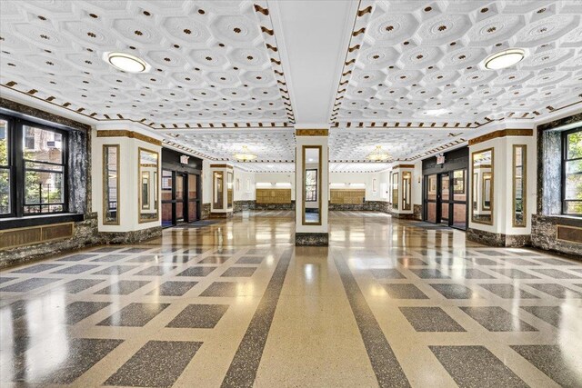 community lobby with crown molding