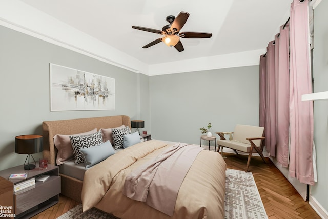 bedroom featuring ceiling fan