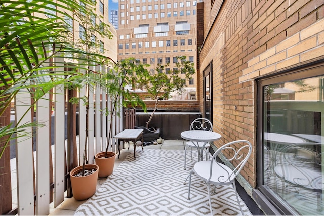 365 Bridge St Unit 2P, New York City, NY 11201 - view of balcony