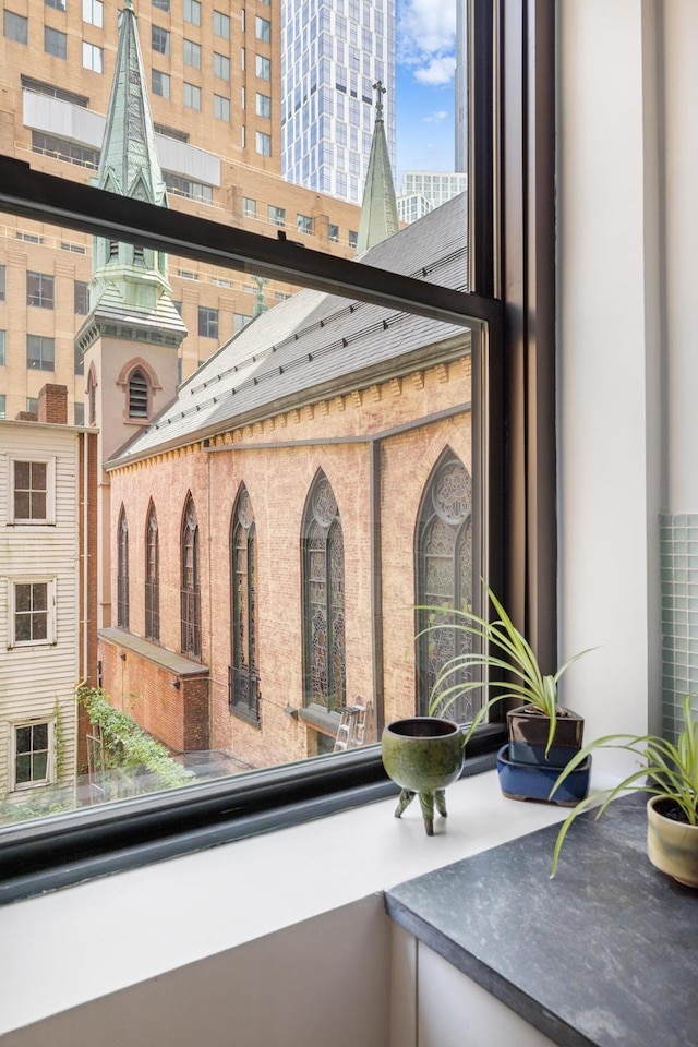 365 Bridge St Unit 2P, New York City, NY 11201 - view of balcony
