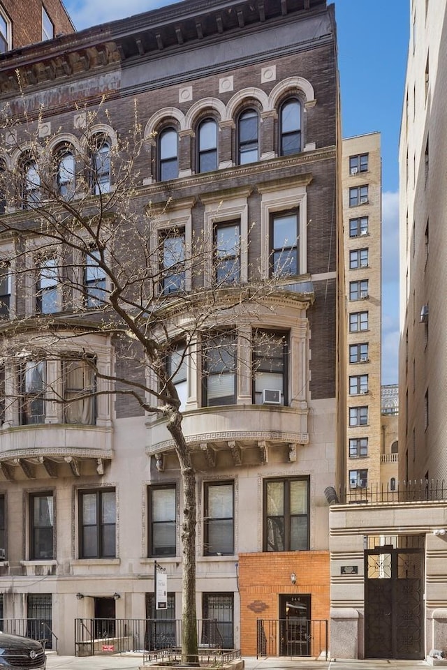 346 W 87th St, New York City, NY 10024 - view of apartment building / complex
