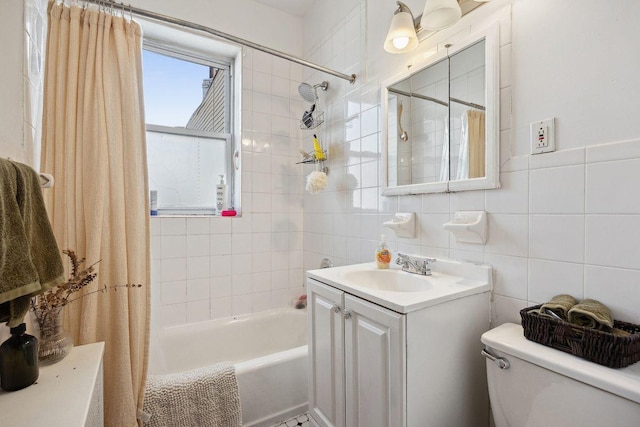 288 Mc Guinness Blvd Unit 1, 2, 3, New York City, NY 11222 - full bath featuring tile walls, shower / bath combo, toilet, vanity, and backsplash