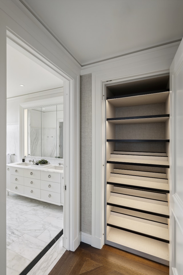 closet with a sink