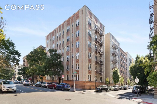 680 W 204th St Unit 5E, New York City, NY 10034 - view of apartment building / complex