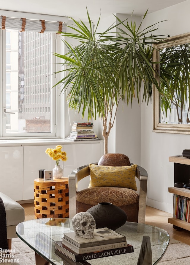 301 W 53rd St Unit 10I, New York City, NY 10019 - sitting room featuring baseboards
