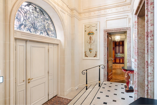 bathroom with crown molding