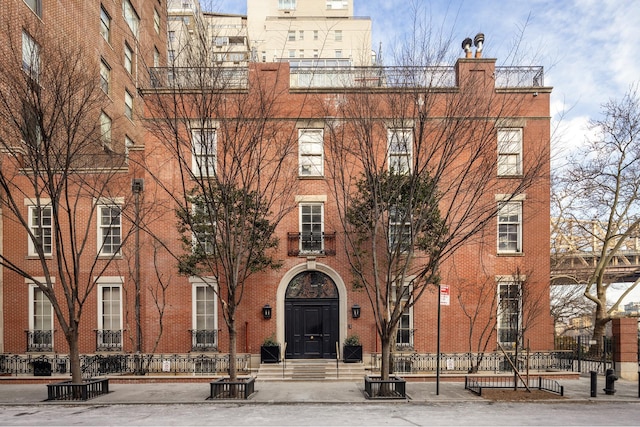 7 Sutton Sq, New York City, NY 10022 - view of apartment building / complex