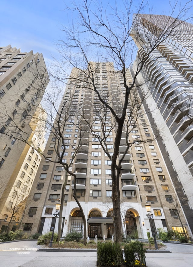10 W 66th St Unit 27F, New York City, NY 10023 - view of building exterior