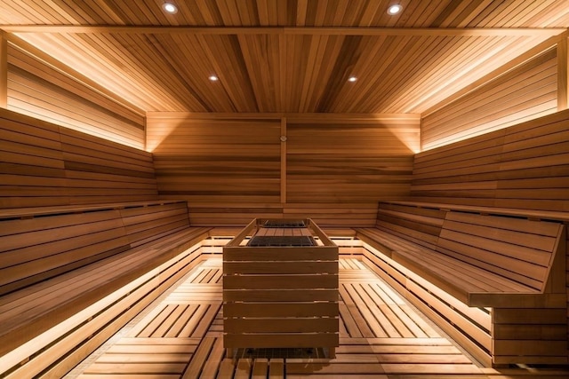 50 W St Unit Ph58B, New York City, NY 10006 - view of sauna featuring recessed lighting