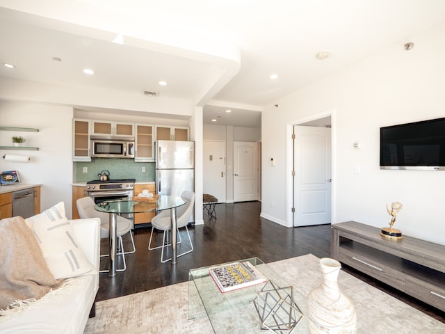 32-86 41st St Unit 5C, New York City, NY 11103 - living area with recessed lighting, visible vents, baseboards, and dark wood-style flooring