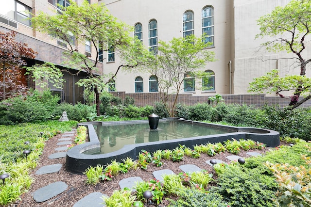 111 E 85th St Unit 10A, New York City, NY 10028 - view of property's community