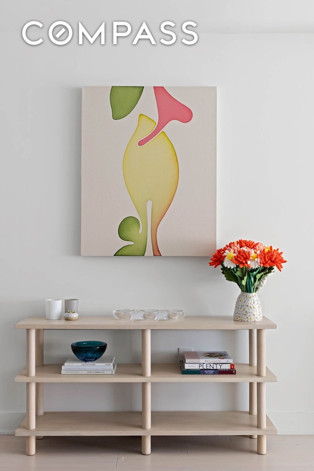 detailed view of baseboards