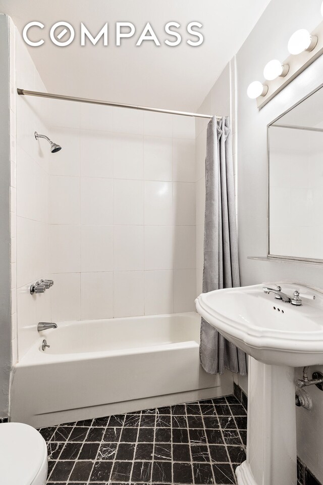 15 W 24th St Unit 3, New York City, NY 10010 - bathroom with shower / tub combo and toilet