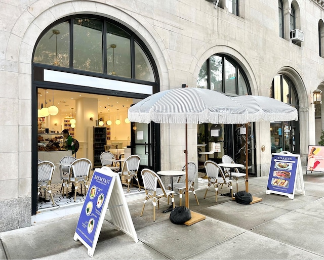 470 W 24th St Unit 4F, New York City, NY 10011 - exterior space