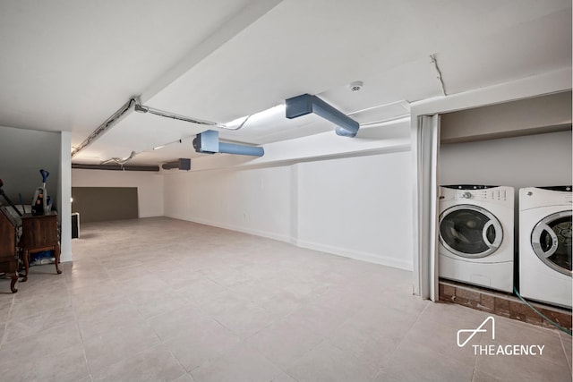 interior space featuring laundry area and washer and clothes dryer