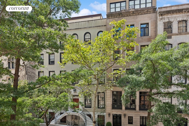 25 E 69th St Unit 3A, New York City, NY 10021 - view of property