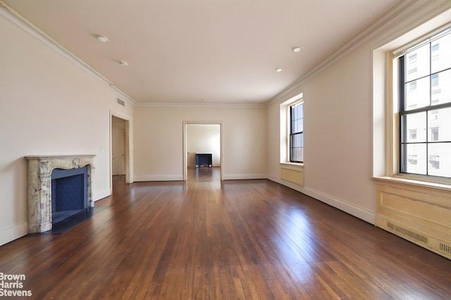 unfurnished living room featuring visible vents, dark wood-style floors, baseboards, and ornamental molding