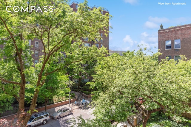 689 Fort Washington Ave Unit 4B, New York City, NY 10040 - view of yard