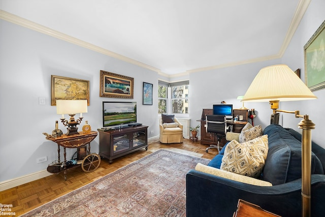 living area with baseboards and crown molding